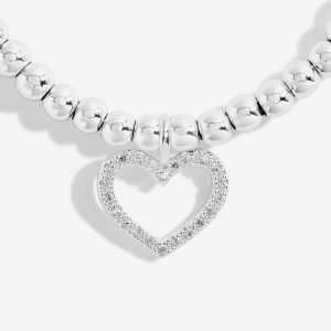 A little sweet sixteen silver plated joma bracelet with a diamante star charm. This special bracelet is just to say, you're turning sweet sixteen – hip hip hooray!