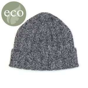 Recycled men’s grey beanie hat with chunky ribbed knit and turn up. Made from recycled yarn