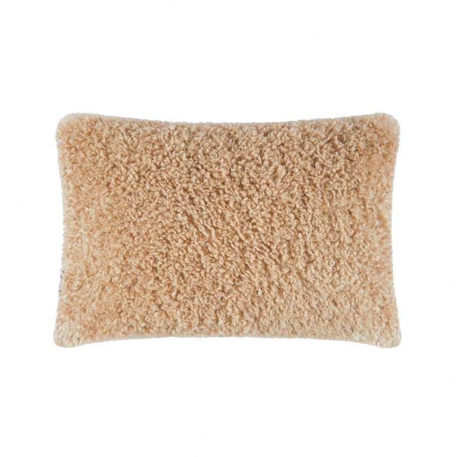 Faux fur deals oblong pillow