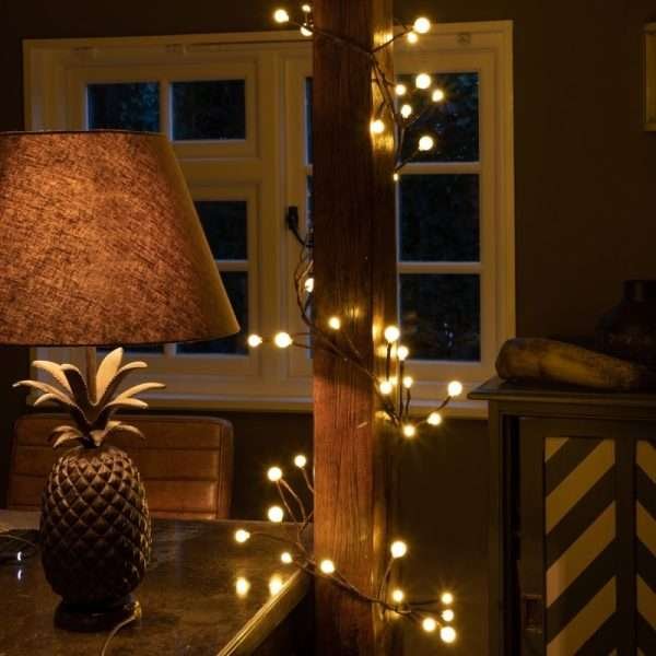 Light Up Berry Garland