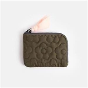 Khaki Quilted Flower Corner purse