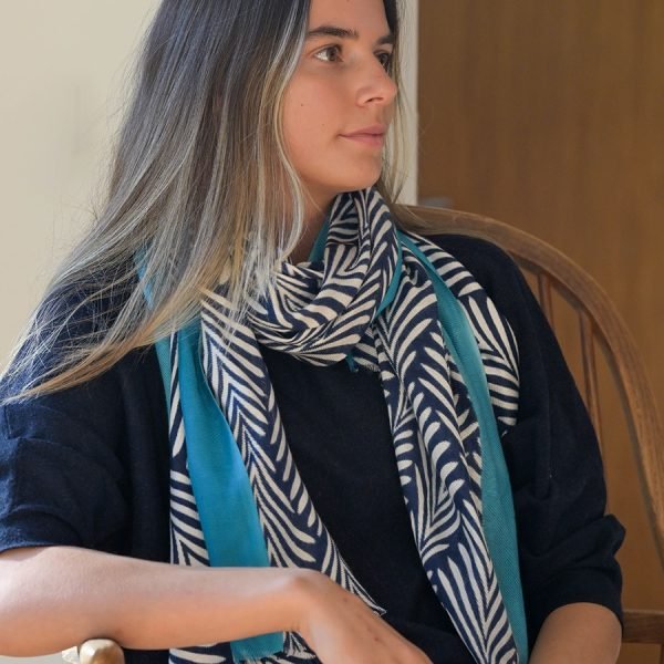 Blue border monochrome leaf print scarf