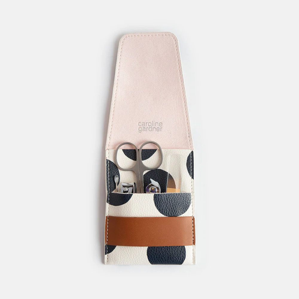 Mono Spot Manicure Set